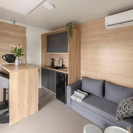 Apartma Lema *