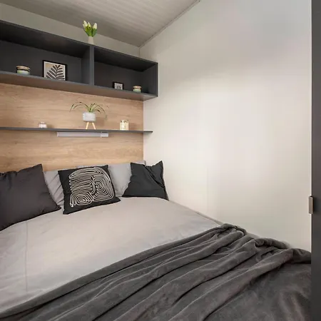 Apartma Lema *